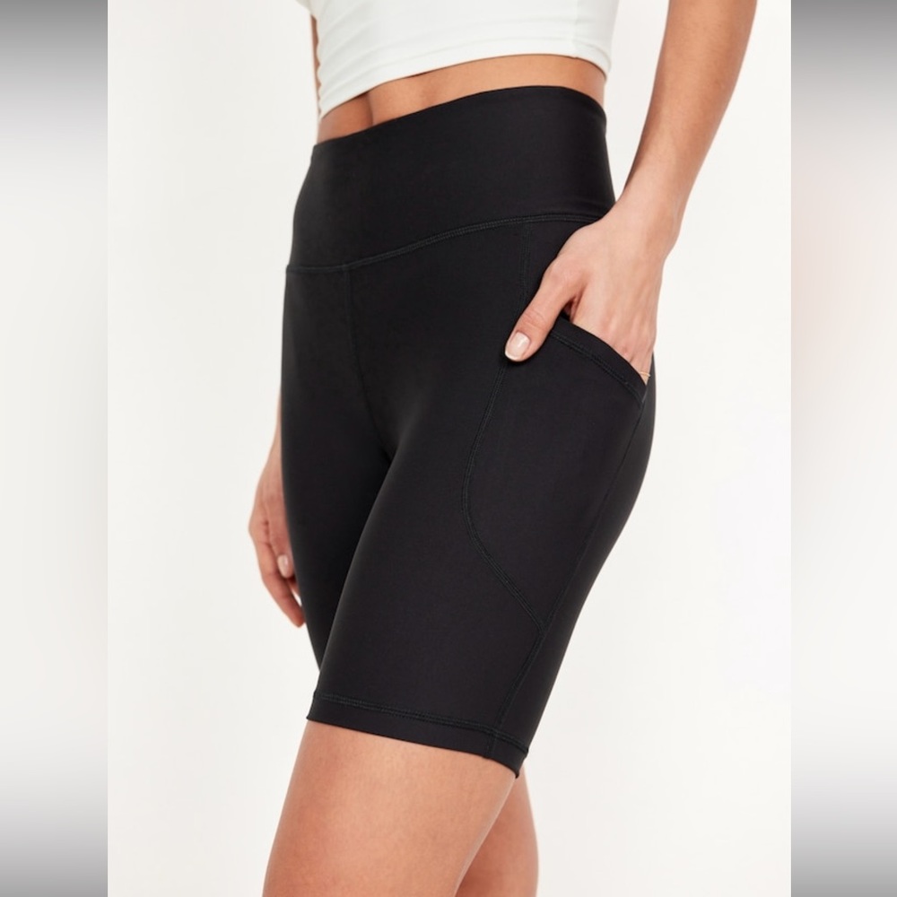 NWT. OLD NAVY. High-Waisted PowerSoft Biker Shorts. 8 inch inseam.